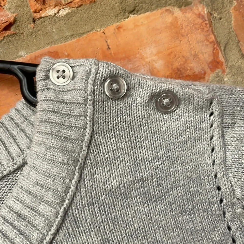 Banana Republic sweater - Picture 3 of 5